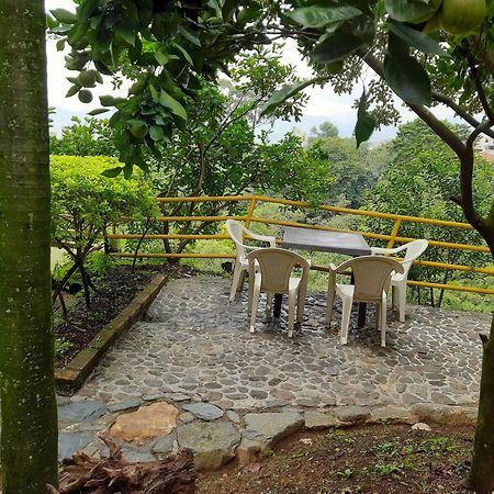 Apartamento Campestre Medellín Exteriör bild